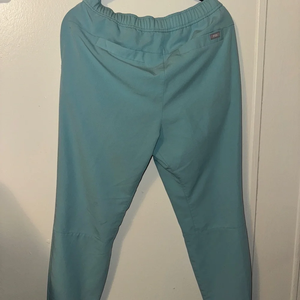 Figs comfortable jogger